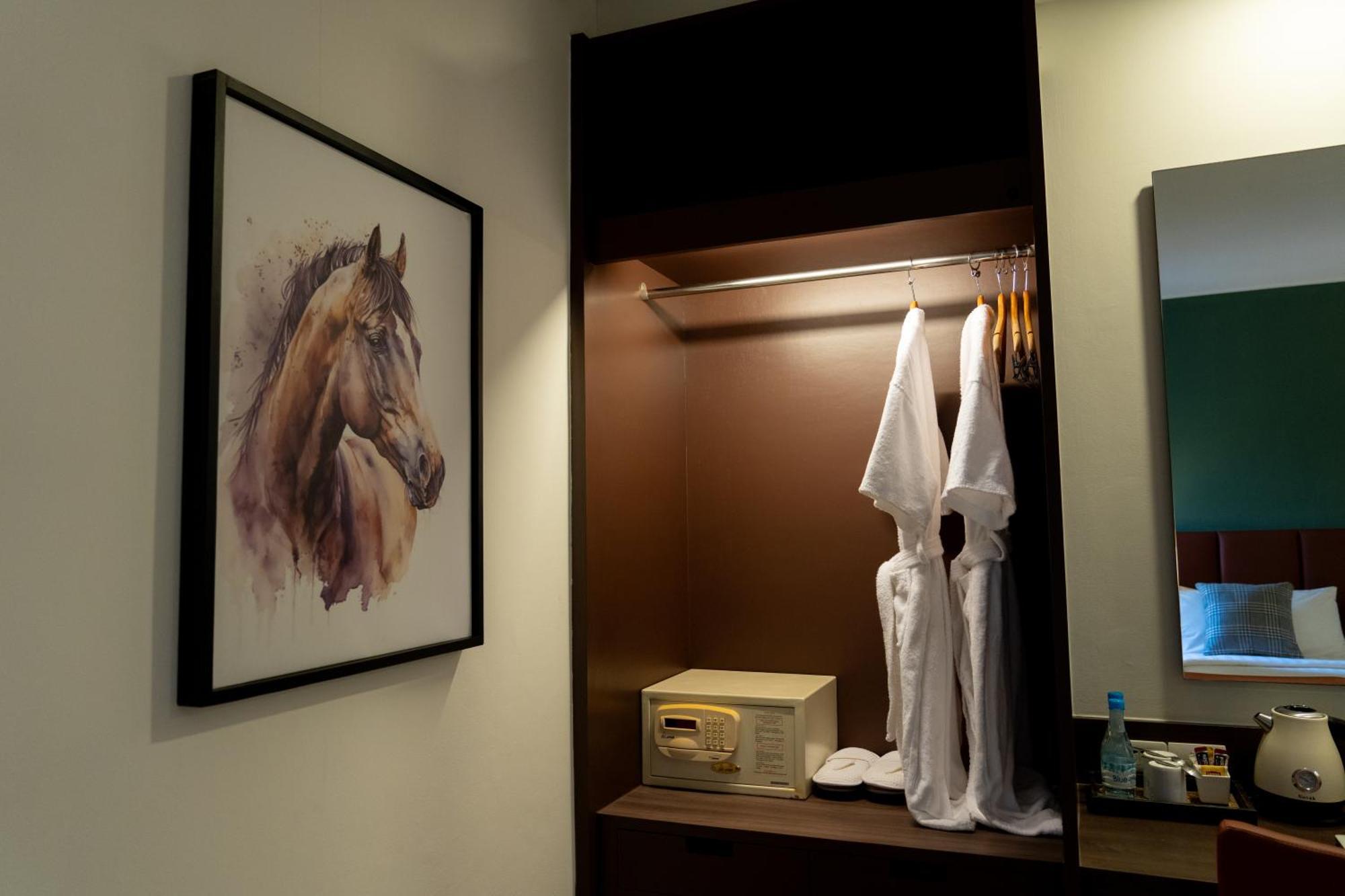 Legacy Hotel Bangkok Sukhumvit מראה חיצוני תמונה