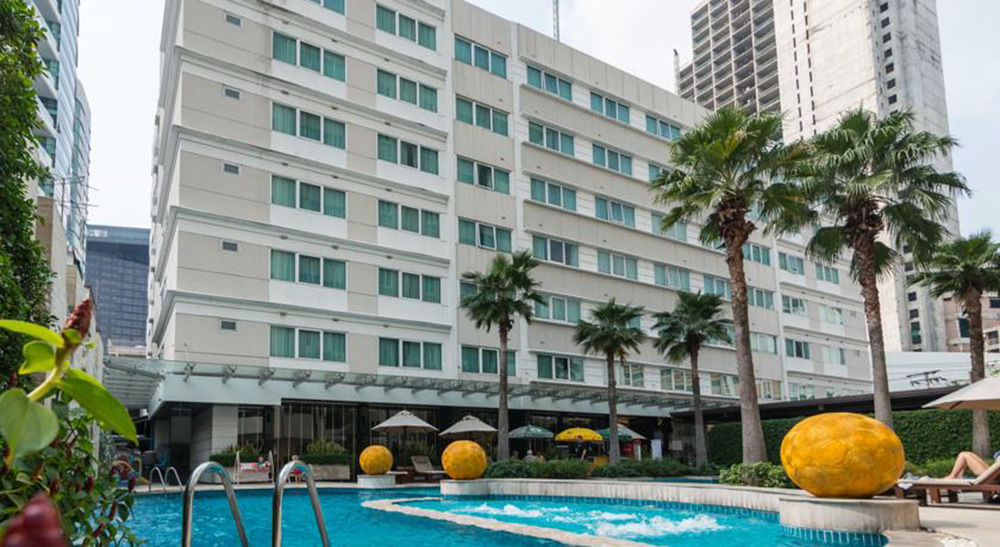 Legacy Hotel Bangkok Sukhumvit מראה חיצוני תמונה