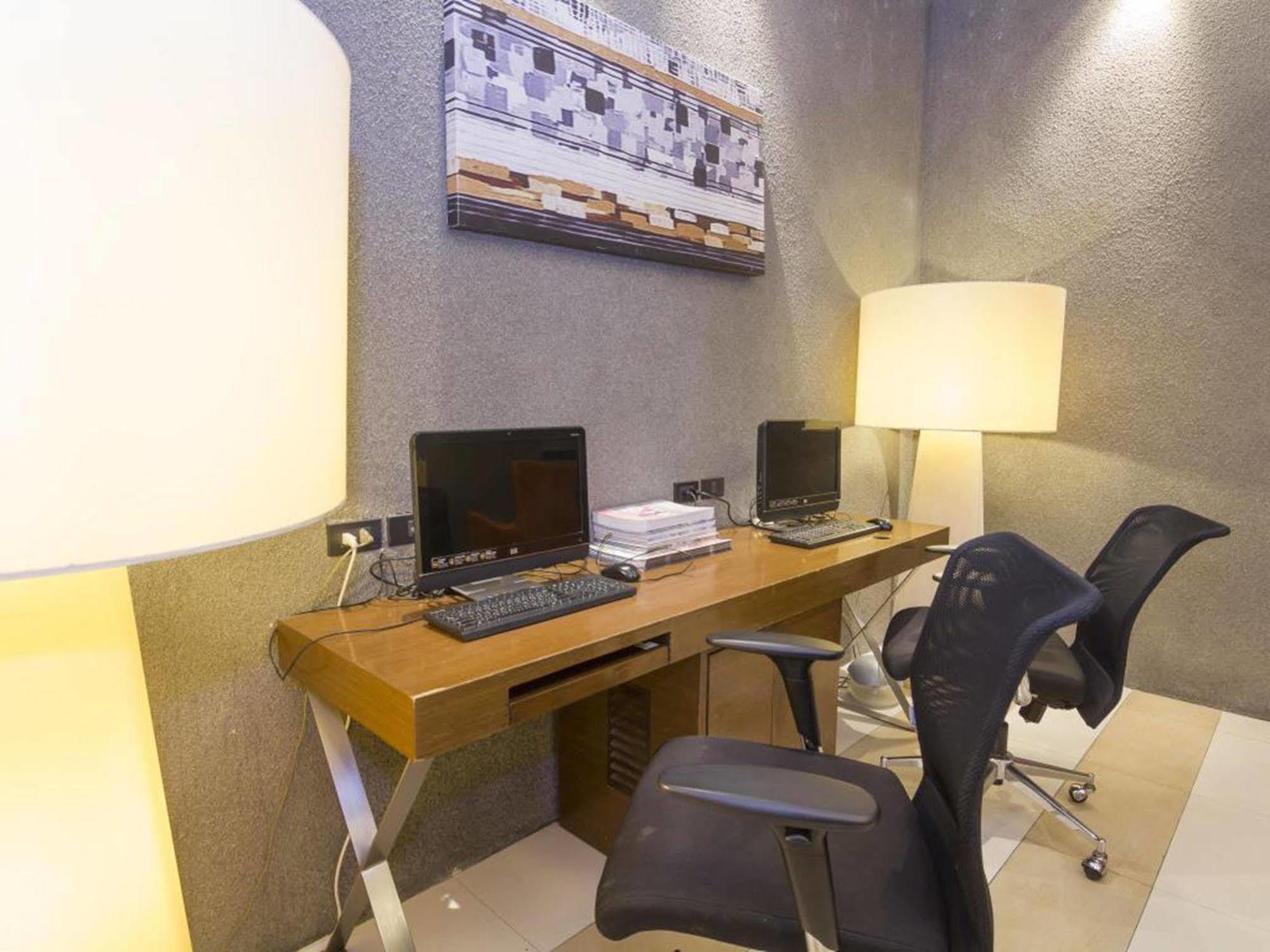 Legacy Hotel Bangkok Sukhumvit מראה חיצוני תמונה