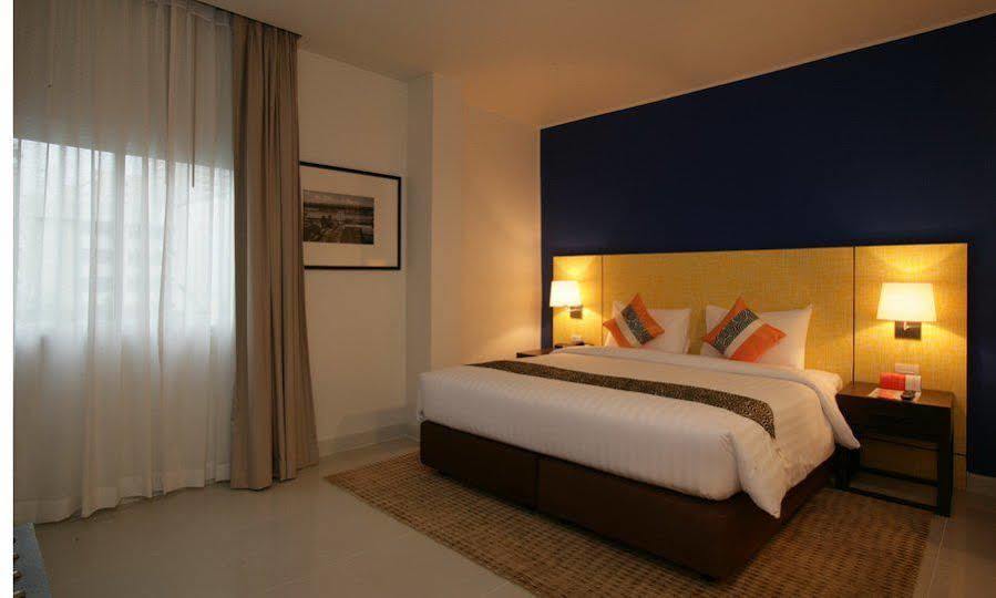 Legacy Hotel Bangkok Sukhumvit מראה חיצוני תמונה